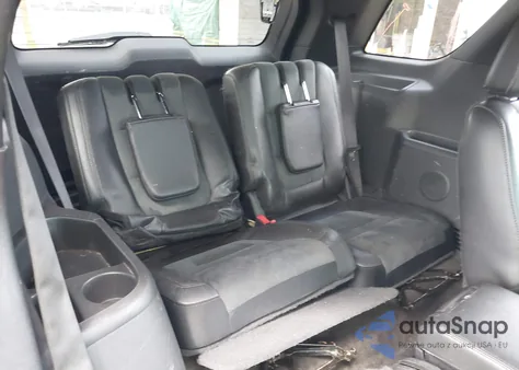 2015 Ford Explorer Xlt z USA, uszkodzony, nr VIN 1FM5K8D88FGA60831